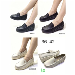Buty wsuwane  36-42