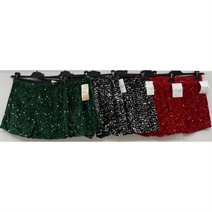 Szorty imitujące spódnicę - Produkt Włoski