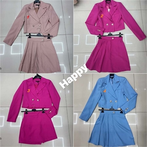 Komplet marynarka i spódnica - produkt Włoski S-XL