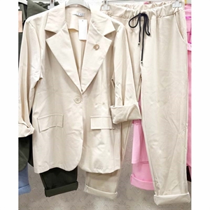 Komplet Marynarka + Spodnie produkt Włoski