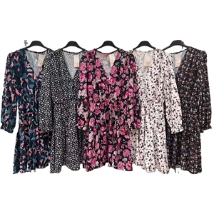 Sukienka damska produkt Włoski