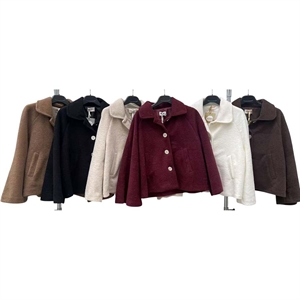 Kurtka damska produkt Włoski