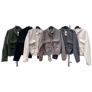 Kurtka damska produkt Włoski