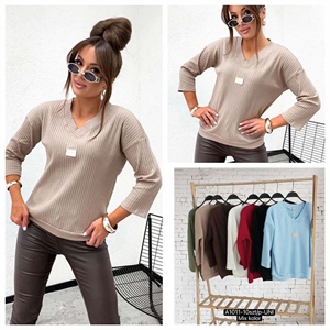 Bluzka damska z rękawem 3/4