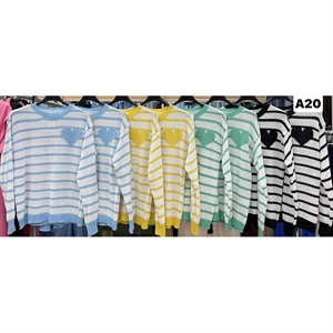 Sweter damski okrągły - Produkt Włoski