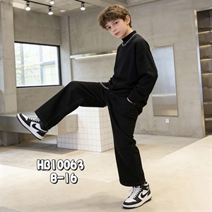 Jeansy chłopięce (8-16)