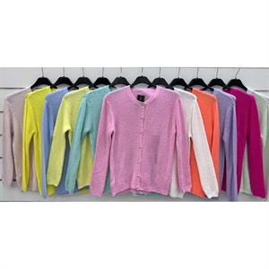 Sweter damski zapinany na guziki - Produkt Włoski