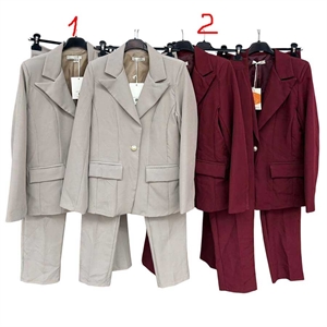 Komplet damski produkt Włoski  S-XL