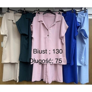 Komplet damski biust (130cm),długość (75cm) produkt Polski