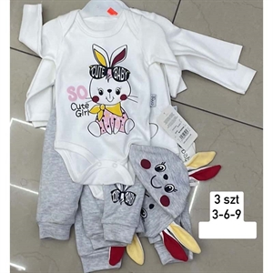 Komplet niemowlęcy produkt Turecki  3-9M
