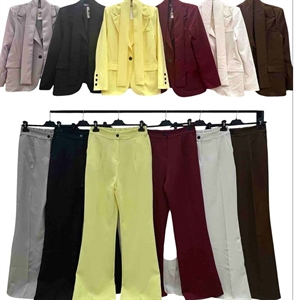 Komplet Marynarka z podszewką + Spodnie produkt Włoski