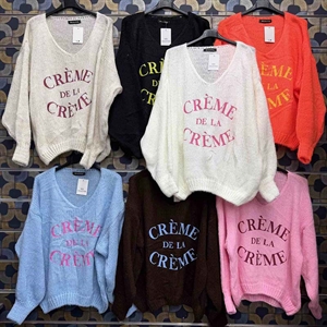 Sweter damski z dekoltem w serek - Produkt Włoski