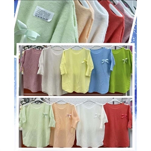 Sweter damski z krótkim rękawem - Produkt Włoski