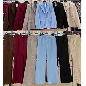 Komplet Marynarka + Spodnie produkt Włoski