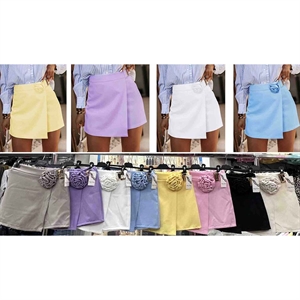 Szorty imitujące spódnicę produkt Włoski