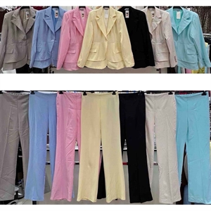 Komplet Marynarka + Spodnie produkt Włoski