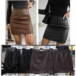 Spódnica ze sztucznej skóry produkt Włoski