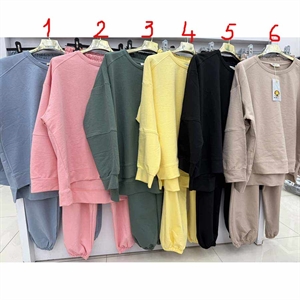 Komplet dresowy damski produkt Turecki  M-XL