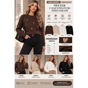 Sweter damski okrągły z haftowanymi serduszkami
