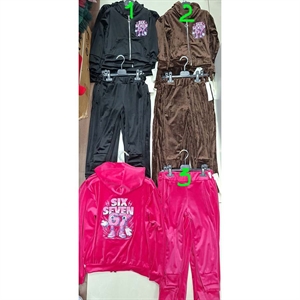 Komplet welurowy dziewczęcy  4-14 lat