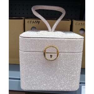 Kuferek na kosmetyki