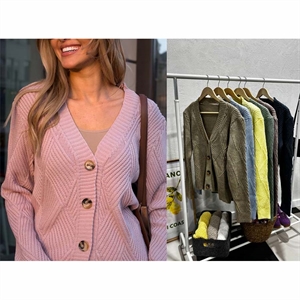 Sweter damski zapinany na guziki produkt Polski