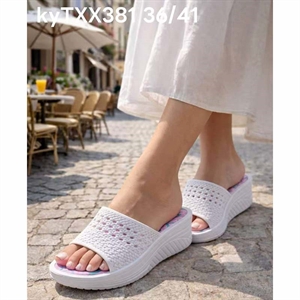 Klapki damskie 36-41