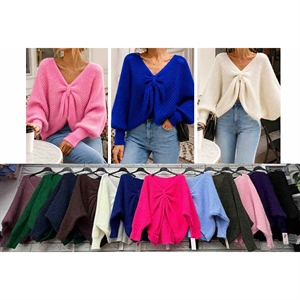 Sweter damski z dekoltem w serek