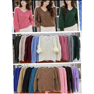 Sweter damski z dekoltem w serek