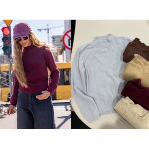 Sweter damski z półgolfem produkt Polski