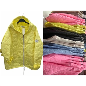 Kurtka damska produkt Włoski