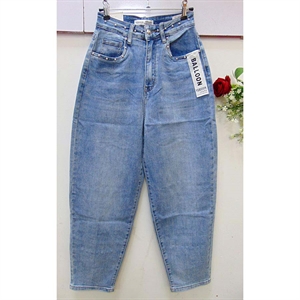 Jeansy damskie 25-30