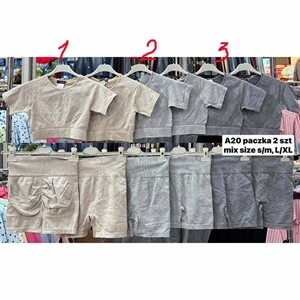 Komplet damski produkt Włoski  S/M-L/XL