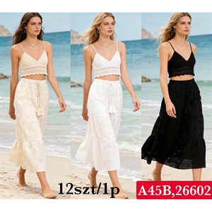 Komplet damski ze spódnicą