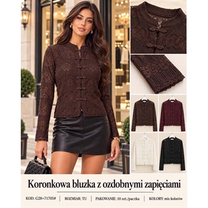 Koronkowa bluzka z ozdobnymi zapięciami