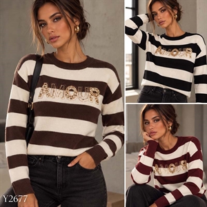 Sweter damski okrągły w paski