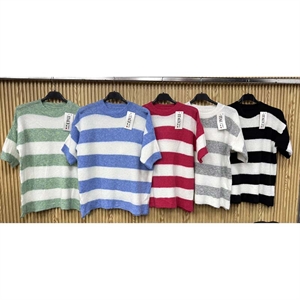 Sweter damski z krótkim rękawem - Produkt Włoski