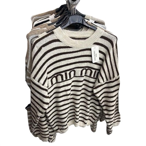 Sweter damski okrągły - produkt Włoski