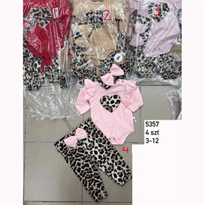 Komplet niemowlęcy produkt Turecki  3-12M