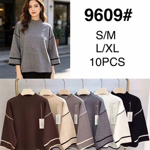 Sweter damski z golfem  S/M-L/XL