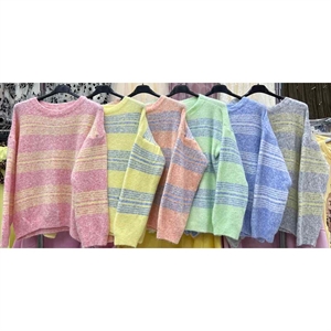 Sweter damski okrągły - Produkt Włoski