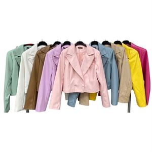 Kurtka damska produkt Włoski