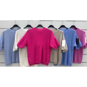 Sweter damski z krótkim rękawem - Produkt Włoski