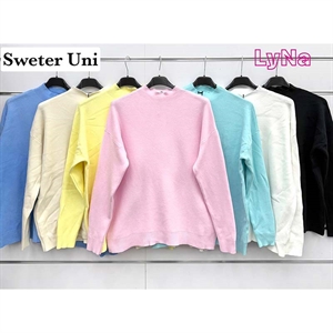 Sweter damski z półgolfem - Produkt Włoski