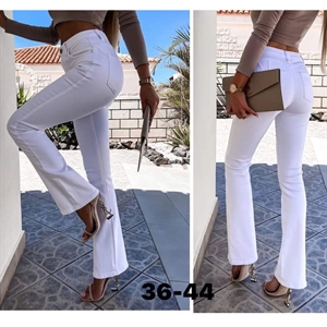 Białe jeansy flare 36-44