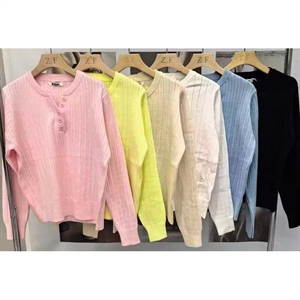 Sweter damski z dekoltem w serek