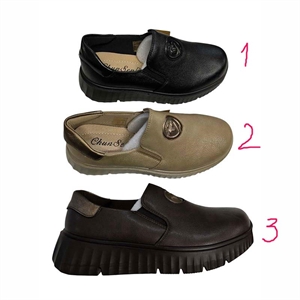 Buty wsuwane  36-41