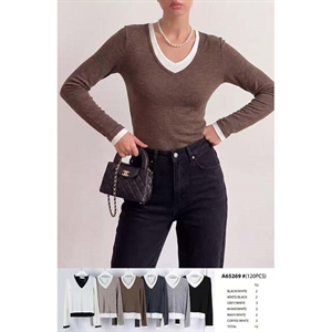 Sweter damski z dekoltem w serek