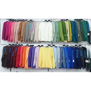 Sweter damski z dekoltem w serek