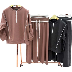 Komplet damski ze spódnicą produkt Turecki